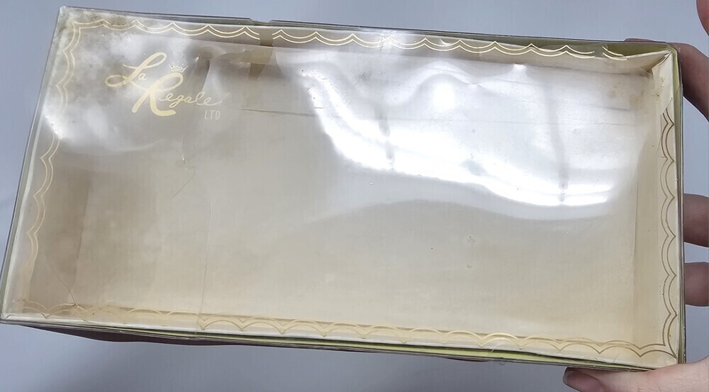 Beautiful Vtg La Regale White Ivory Beaded Sequin Clutch Evening Party Wedding - Picture 7 of 8